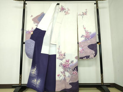 平和屋着物●森英恵・HANAE MORI　振袖　流水舞蝶花文　暈し染め　金彩　金通し地　正絹　逸品　DABG8240ps