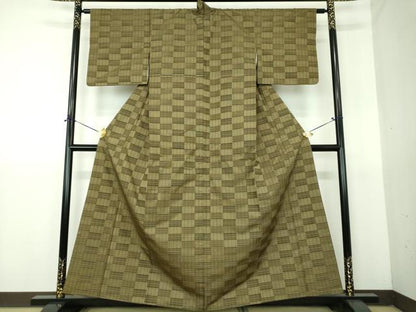 平和屋着物●上質な紬　市松文様　正絹　逸品　DABG8250ps