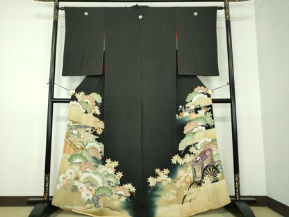 平和屋着物●アンティーク　大正ロマン　黒留袖　駒刺繍　吉祥風景花文　暈し染め　金彩　正絹　逸品　DABG8263ps