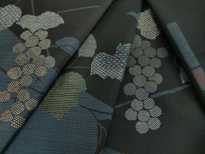 平和屋着物●本場大島紬　訪問着　作家物　刺繍　雅一扇　葡萄蔦の葉文　ほていや扱い　正絹　逸品　未使用　DABG8431ps