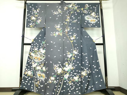 平和屋着物●訪問着　駒刺繍　舞桜　鴛鴦文　暈し染め　金彩　正絹　逸品　DABG8446ps