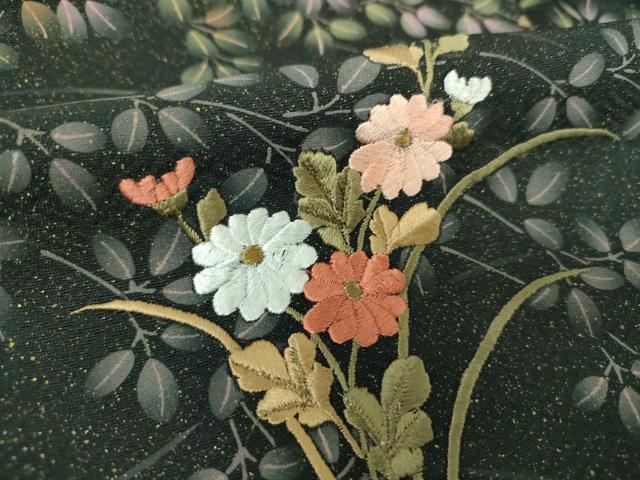 平和屋着物●訪問着　刺繍　籬草花文　暈し染め　金彩　正絹　逸品　未使用　DABG8498ps
