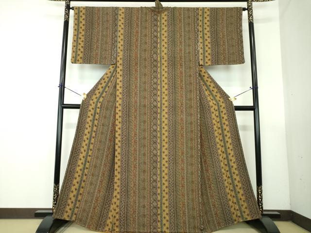 平和屋着物●上質な小紋　花間道　鬼しぼ縮緬　正絹　逸品　DABG8509ps