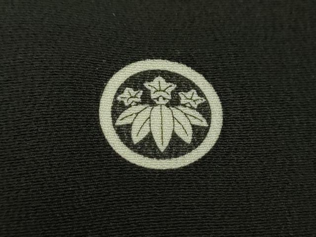 平和屋着物●豪華黒留袖　駒刺繍　花喰鳥　樹下鳥獣花文　暈し染め　金彩　正絹　逸品　DABG8526ps