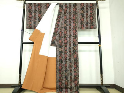 平和屋着物●本場大島紬　7マルキ　更紗花間道　正絹　逸品　DABG8548ps