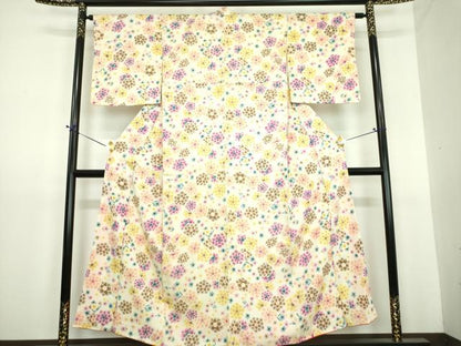 平和屋着物●名門　藤娘きぬたや・総絞り　小紋　舞花文　正絹　逸品　未使用　DABG8560ps