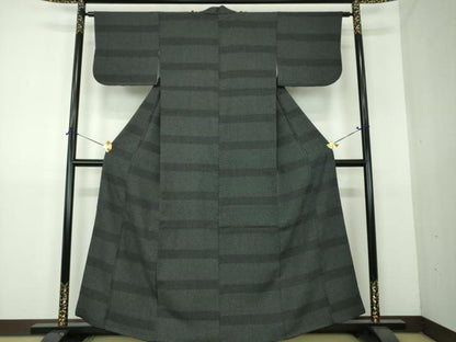 平和屋着物●白鷹お召　130亀甲　横段文　正絹　逸品　DABG8579ps