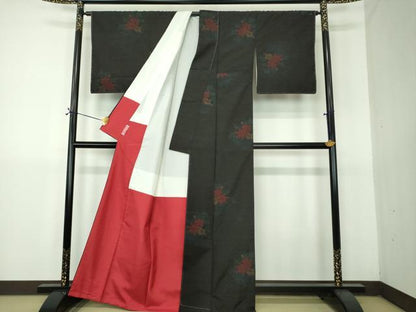 平和屋着物●上質な紬　花車文　黒地　正絹　逸品　DABG8603ps