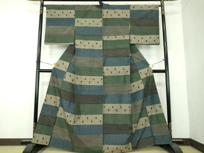 平和屋着物●上質な紬　トゥイグヮー　横段文　正絹　逸品　DABG8663ps