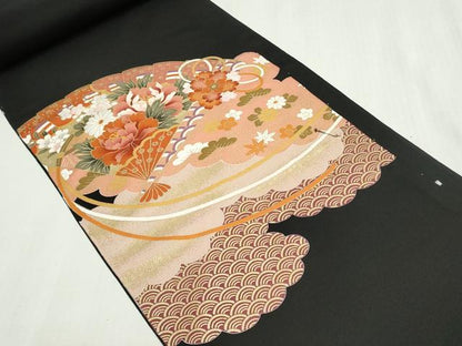 平和屋着物▼黒留袖　解き反物　着尺　駒刺繍　檜扇花松文　金彩　逸品　DABG9094we