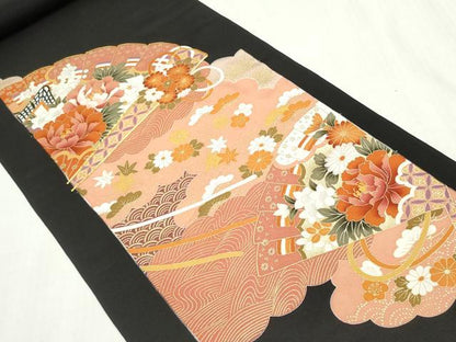 平和屋着物▼黒留袖　解き反物　着尺　駒刺繍　檜扇花松文　金彩　逸品　DABG9094we