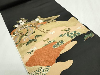 平和屋着物▼黒留袖　解き反物　着尺　駒刺繍　御所車吉祥花文　金彩　逸品　DABG9201we