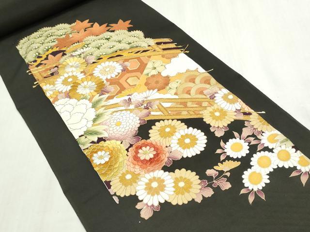 平和屋着物▼黒留袖　解き反物　着尺　駒刺繍　渡橋吉祥花松文　金彩　逸品　DABG9210we