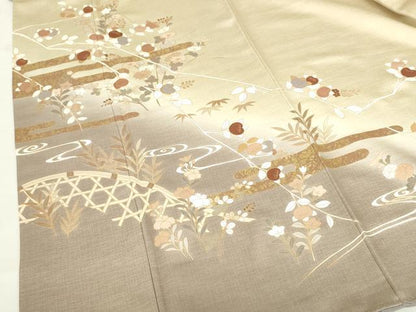 平和屋着物●訪問着　駒刺繍　霞草花文　暈し染め　金彩　三越扱い　正絹　逸品　DABH0026op