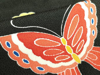 平和屋着物●上質な小紋　舞蝶文　鬼しぼ縮緬　黒地　正絹　逸品　未使用　DABH0075op