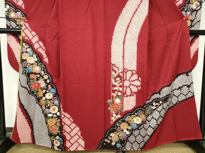 平和屋着物●ブライダルファッションデザイナー・桂由美　振袖　駒刺繍　絞り　亀甲花文　金彩　正絹　逸品　DABH0149op