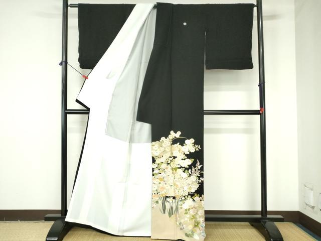 平和屋着物●中国三大刺繍　スワトウ刺繍　汕頭刺繍　黒留袖　駒刺繍　雲取花文　暈し染め　金彩　正絹　逸品　DABH0150op