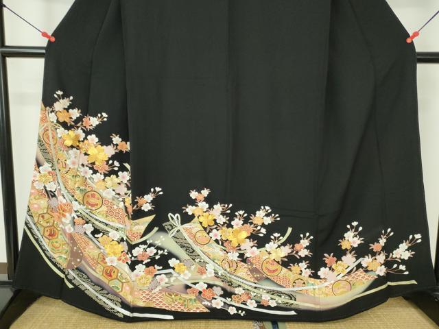 平和屋着物●豪華黒留袖　駒刺繍　宝尽くし花文　枝桜　暈し染め　金彩　正絹　逸品　DABH0151op