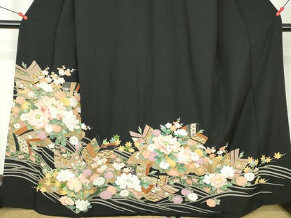 平和屋着物●豪華黒留袖　刺繍　牡丹　枝梅　金彩　正絹　逸品　DABH0156op