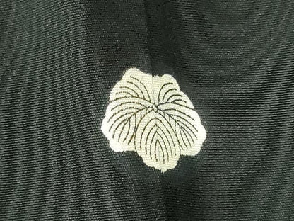 平和屋着物●豪華黒留袖　刺繍　牡丹　枝梅　金彩　正絹　逸品　DABH0156op