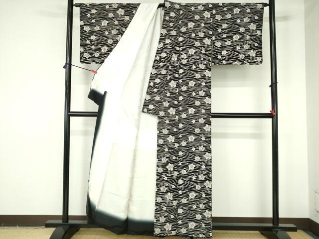平和屋着物●上質な小紋　型染　舞花　黒地　正絹　逸品　DABH0163op