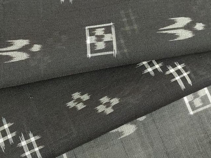 平和屋着物＊夏物　本場琉球絣　夏琉球　黒地　正絹　逸品　DABH0226op
