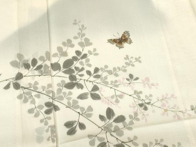 平和屋着物＊夏物　訪問着　絽　手描き　舞蝶花文　暈し染め　金彩　正絹　逸品　DABH0264op