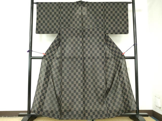 平和屋着物＊夏物　紗紬　市松　黒地　正絹　逸品　DABH0305op