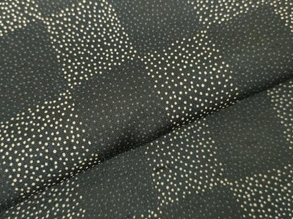平和屋着物＊夏物　紗紬　市松　黒地　正絹　逸品　DABH0305op