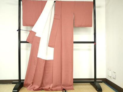 平和屋着物●本草木染作家　瑞寶　色無地　紋意匠　甚三紅色　ロング丈　正絹　逸品　DABH0366op