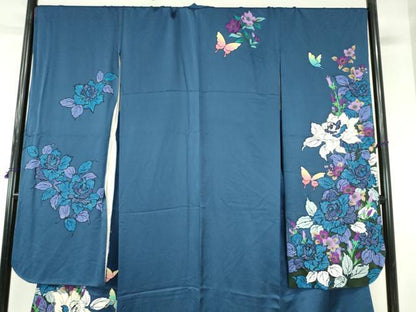 平和屋着物●豪華振袖　駒刺繍　舞蝶花文　正絹　逸品　DABH0371op