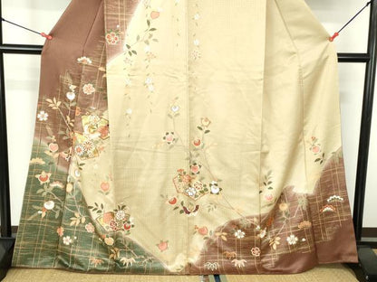 平和屋着物●訪問着　駒刺繍　舞蝶地紙花文　暈し染め　金彩　正絹　逸品　DABH0390op