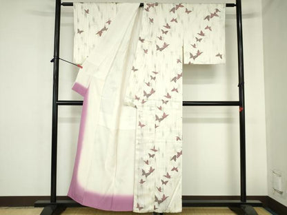 平和屋着物■上質な小紋　舞蝶竹文　金彩　正絹　逸品　DABH0513op