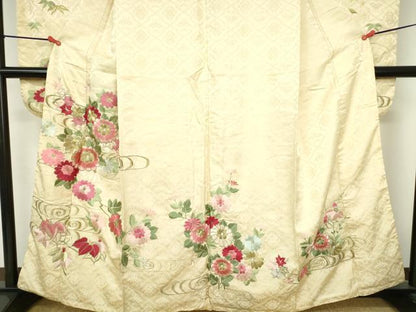 平和屋着物▼豪華振袖　総刺繍　流水菊文　金糸　正絹　逸品　DABH0532op