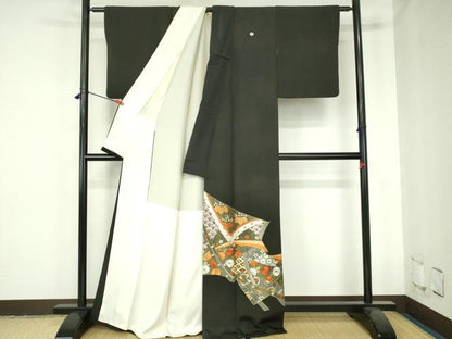 平和屋着物▼豪華黒留袖　総刺繍　花熨斗文　金糸　正絹　逸品　DABH0549op