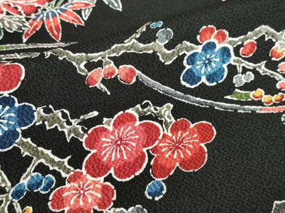 平和屋着物●上質な小紋　型染　牡丹　松竹梅　黒地　鬼しぼ縮緬　正絹　逸品　DABH0591op
