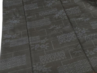 平和屋着物●結城紬　100亀甲　横段吉祥花文　正絹　逸品　DABH0592op