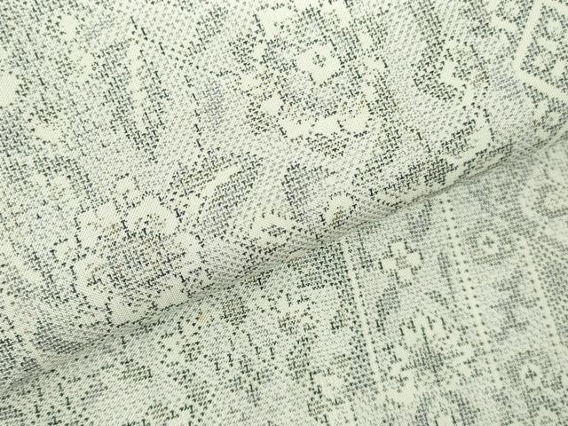 平和屋着物▽本場大島紬　白大島　単衣　9マルキ　洋花文　正絹　逸品　DABH0649op