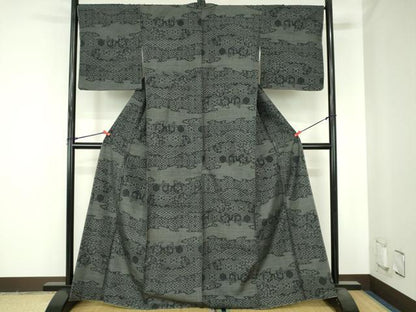 平和屋着物●結城紬　100亀甲　亀甲花文　正絹　逸品　未使用　DABH0687op