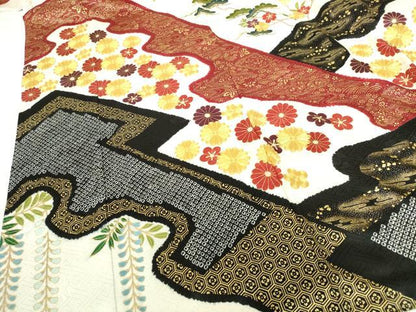 平和屋着物●十日町 名門青柳謹製　振袖　駒刺繍　絞り　道長菊文　金彩　正絹　逸品　DABH0785op