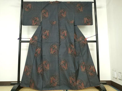 平和屋着物●本場大島紬　7マルキ　舞蝶文　正絹　逸品　DABH0800op