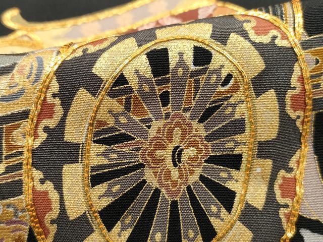 平和屋着物■豪華黒留袖　作家物　駒刺繍　飛鶴人物御所車文　暈し染め　金彩　正絹　逸品　DABH1017qa