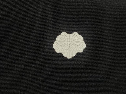 平和屋着物■豪華黒留袖　駒刺繍　鬘帯飛鶴花文　暈し染め　金彩　正絹　逸品　DABH1066qa