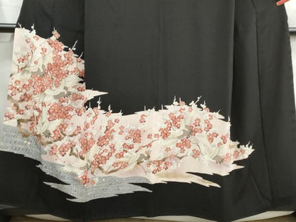 平和屋着物■豪華黒留袖　駒刺繍　飛鶴枝梅文　金彩　正絹　逸品　DABH1219qa