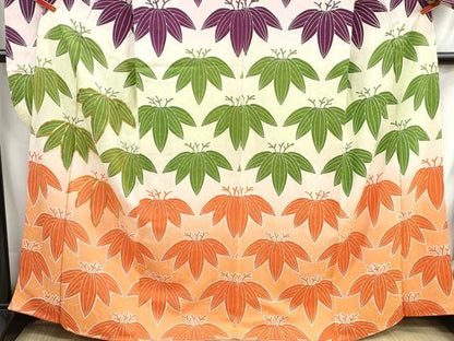 平和屋着物■豪華振袖　駒刺繍　笹の葉文　暈し染め　正絹　逸品　DABH1241qa