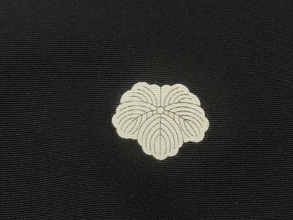 平和屋着物■豪華黒留袖　駒刺繍　流水枝梅文　暈し染め　金彩　正絹　逸品　DABH1299qa