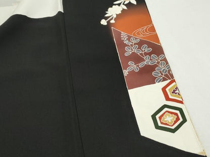平和屋着物■豪華黒留袖　駒刺繍　流水枝梅文　暈し染め　金彩　正絹　逸品　DABH1299qa