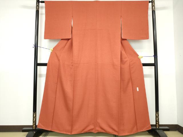 平和屋着物■上質な色無地　作家物　彩香草木　霞地紋　赤茶色　正絹　逸品　DABH1408qa