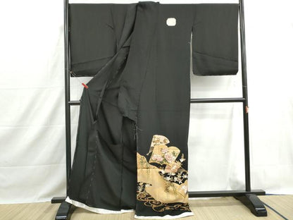 平和屋着物■豪華黒留袖　駒刺繍　冊子群鶴花文　金彩　仮絵羽　正絹　逸品　未使用　DABH1452qa
