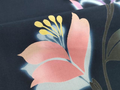 平和屋着物＊夏物 世界的ファッションデザイナー　山本寛斎　kansaiブランド 浴衣 反物 着尺 草花文 紺地 綿 逸品 未使用 DABH2123zzz